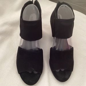 Eileen Fisher black suede heeled sandal, size 8